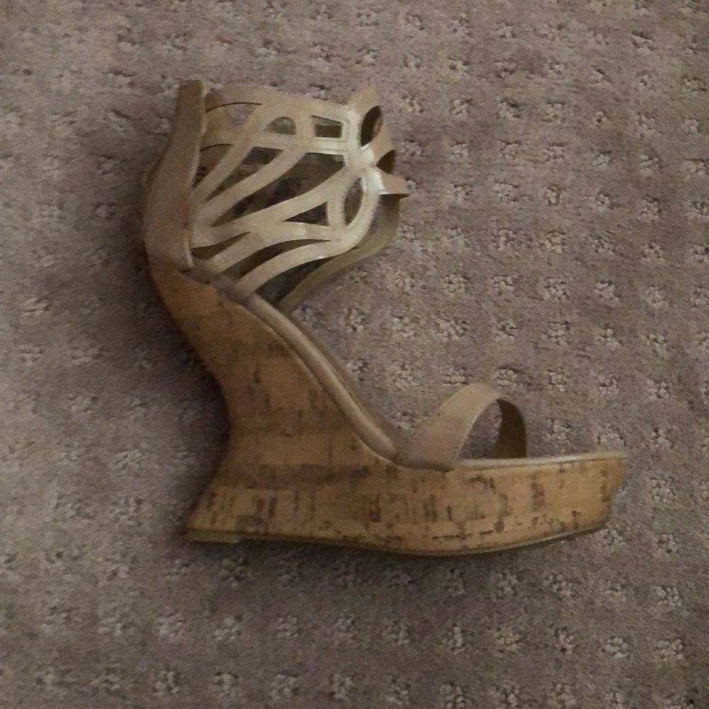 MADDEN GIRL WEDGE HEEL WITH ANKLE STRAP